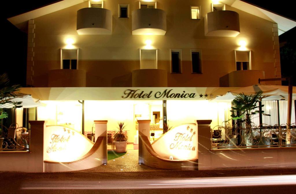 Hotel Monica Cervia Bagian luar foto
