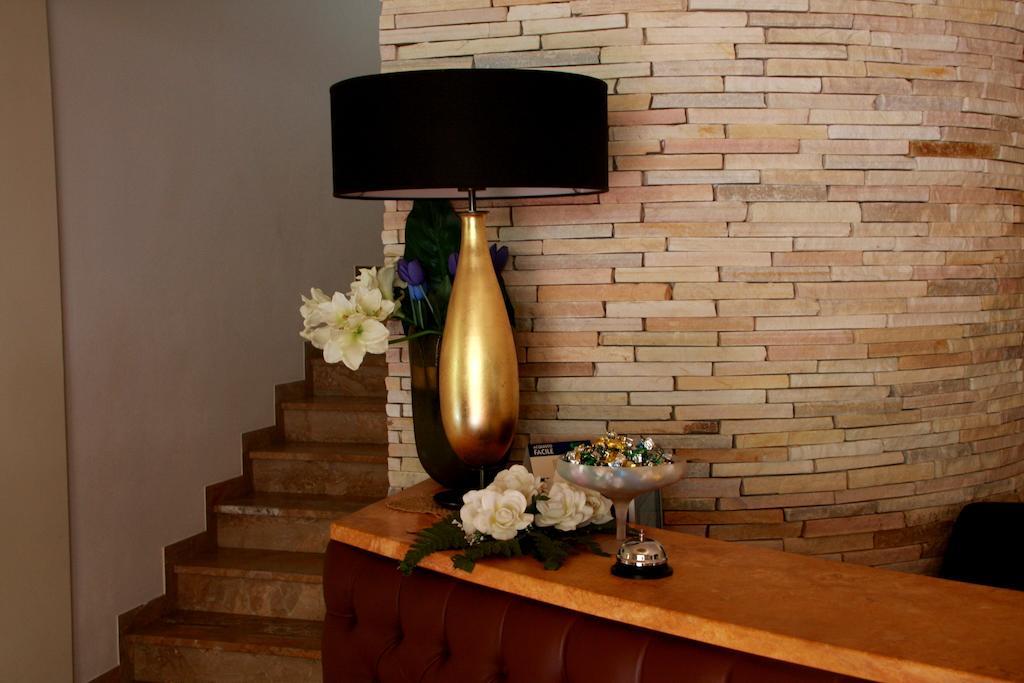 Hotel Monica Cervia Bagian luar foto