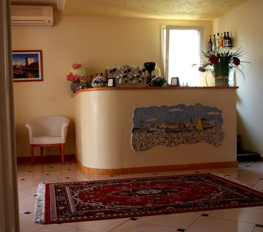 Hotel Monica Cervia Bagian luar foto