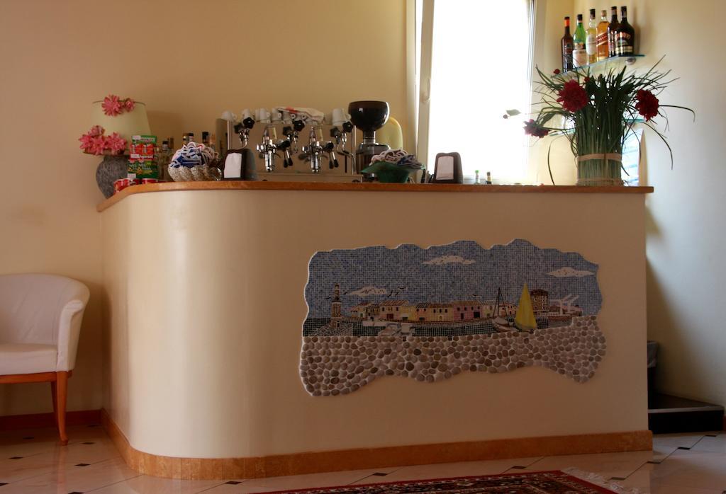 Hotel Monica Cervia Bagian luar foto
